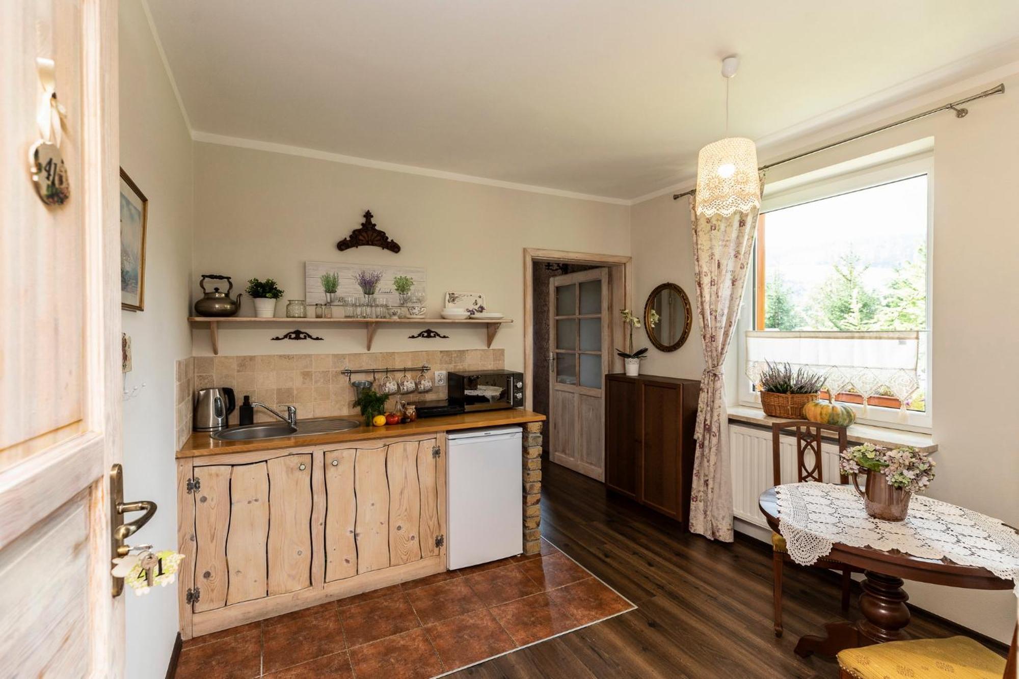 Apartamenty Zielona Owieczka Nedec Kültér fotó