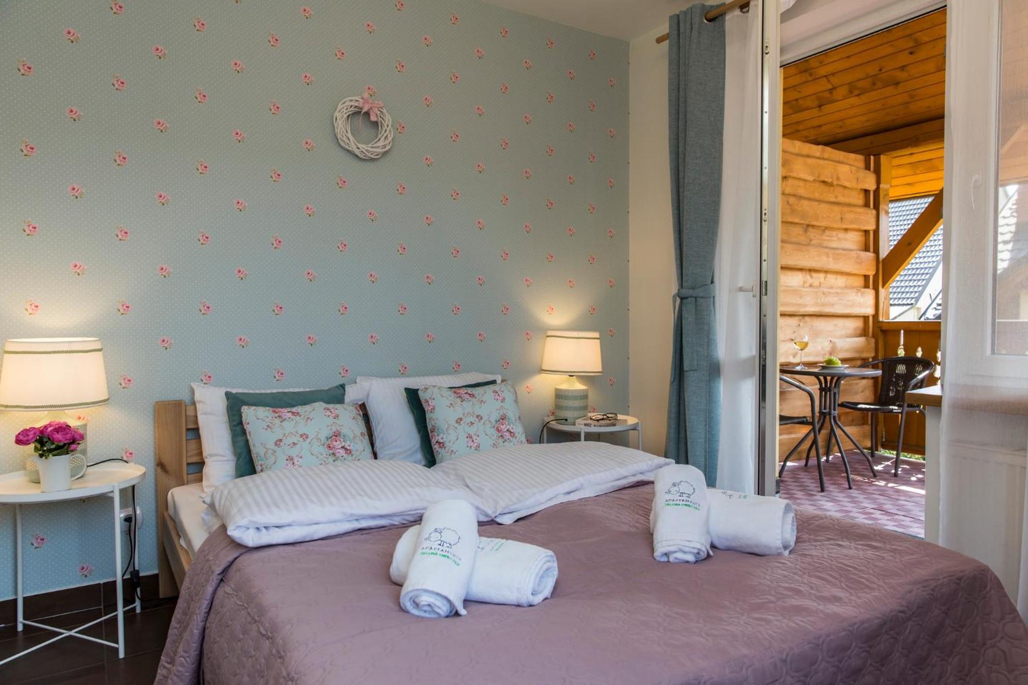 Apartamenty Zielona Owieczka Nedec Kültér fotó